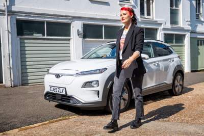 Hyundai commissions new song with U.K. artist Ren Harvieu