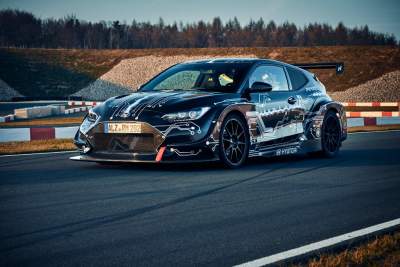 Hyundai reveals the RM20e prototype