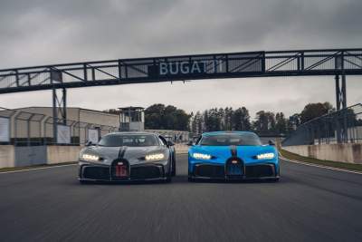Bugatti Chiron Pur Sport offered for first test drives