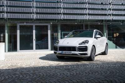 Cayenne E-Hybrid models now enjoy greater range