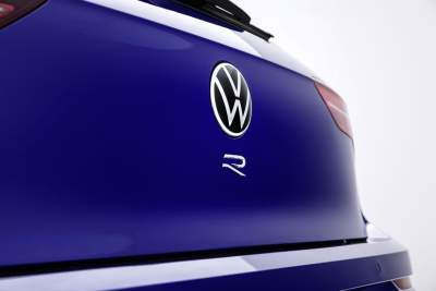 Volkswagen to reveal the new fifth generation Golf R on 4 November