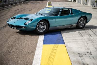 The Outlierman's newest collection inspired by the Lamborghini Miura P400 S