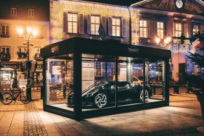 Bugatti's Christmas present to the city of Molsheim