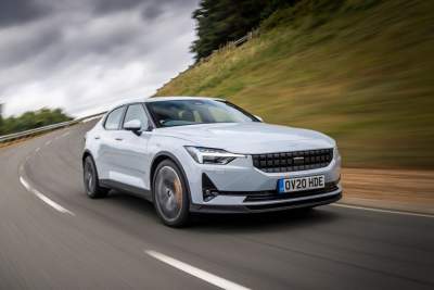 The Polestar 2 greets the winter solstice with advanced lighting technology