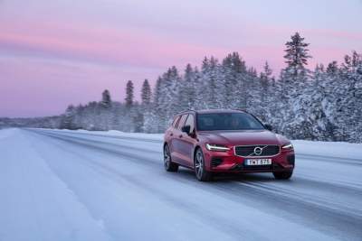 Volvo reports strongest second half sales in company history for 2020
