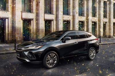 The Toyota Harrier arrives in Singapore