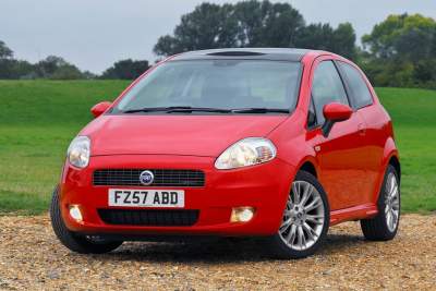 Fiat Grande Punto steps up another gear with new T-Jet