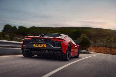 McLaren unveils its new hybrid supercar, the Artura