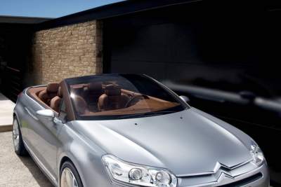 Citroen unveils the drop-top gorgeous C5 Airscape