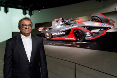Nissan announces long-term commitment to Formula E