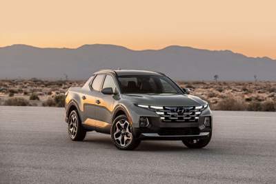 Hyundai unveils the Santa Cruz Sport Adventure Vehicle