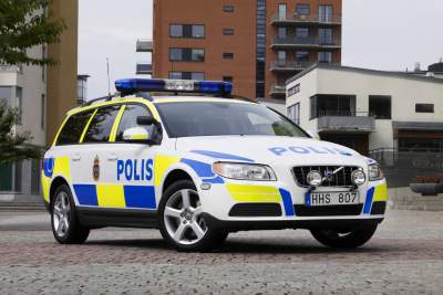 New Volvo V70 in police uniform
