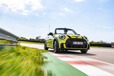 New MINI convertible announced for 2025