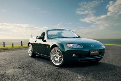 Mazda releases special "Prestige Edition" Roadster for the japanese market