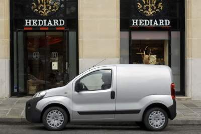 The Peugeot Bipper - The perfect compact can for the busy urban user