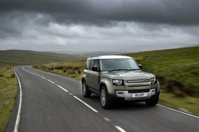 Jaguar Land Rover to develop hydrogen-powered Defender fuel cell prototype
