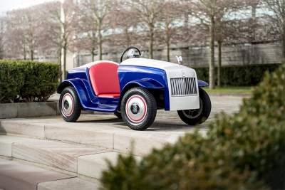 The world's smallest Rolls-Royce completes 100km servicing