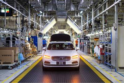 Volvo explores production of emissions-free steel for car manufacturing
