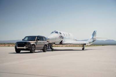 Land Rovers support Virgin Galactic's spaceflight