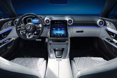 Mercedes reveals the interior of the upcoming SL
