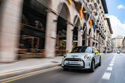 Electrified models take 15% market share for MINI