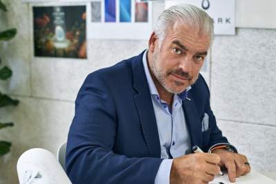 Frank Stephenson Design launches its first official colouring book