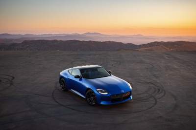 Hark! The new Nissan Z is being offered with a six-speed manual