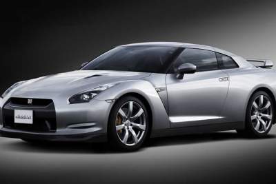 New Nissan GT-R Supercar And 2009 Murano Crossover at Los Angeles Auto Show