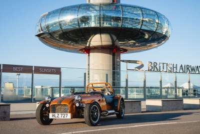Caterham opens world's highest car pop-up store for the launch of the Seven 170