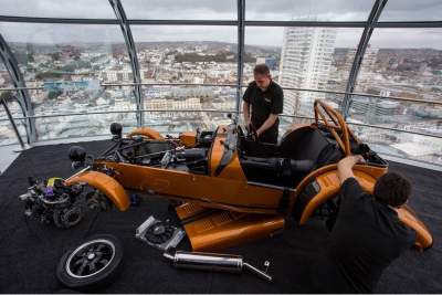Caterham builds a Seven 170, 137m in the sky