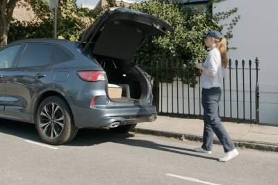 Ford starts delivery to vehicle pilot in the U.K.