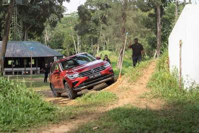 The new Volkswagen Tiguan debuted off-road on the rough terrain at Sarimbun Camp in Singapore