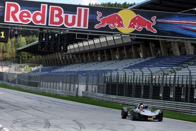 BAC Mono R sets new production car lap record
