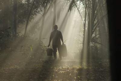 Porsche and Michelin support Sumatran small rubber plantation farmers