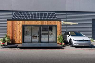 Hyundai wants to help you install solar panels to charge your car