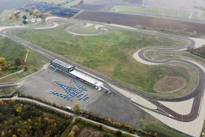 Maserati forms trident formation with Grecale SUV