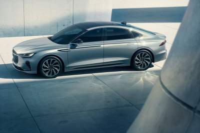 Lincoln reveals its new Chinese market Zephyr