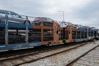 New train service at Seat Martorell plant to cut carbon emissions from transporting cars