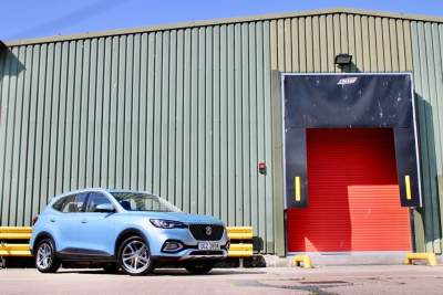 MG launches the HS plug-in hybrid in Singapore