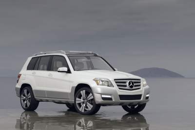 Mercedes-Benz Vision GLK FREESIDE conquers the SUV world