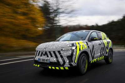 Renault Austral undergoes final round of testing