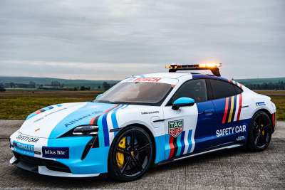 Porsche Taycan to serve as Formula E safety car
