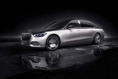 The Mercedes-Maybach S-Class arrives in Singapore