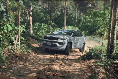 Jeep launches a new campaign ad that has animals getting a little frisky