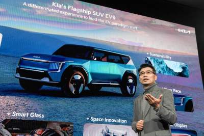 Kia targets to launch 14 new battery electric vehicles by 2027