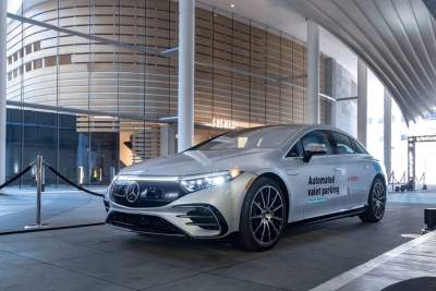 Mercedes-Benz showcases automated parking system
