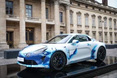 Alpine unveils art car designed by artificial intelligence
