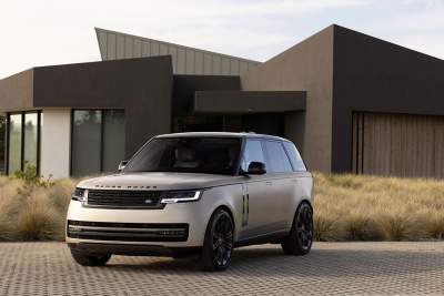 The new Range Rover sees daylight and it's more luxurious than ever