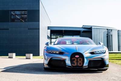 Bugatti begins deliveries of the Chiron Super Sport to customers