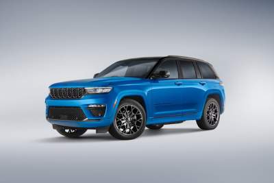 Jeep debuts new Grand Cherokee High Altitude 4xe